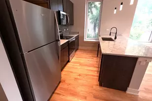 2100 W 18th Pl, Chicago, IL 60608 - Photo 6