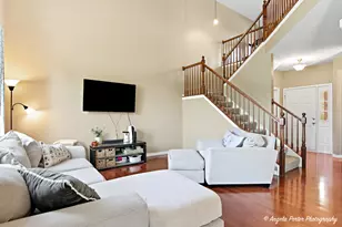 507 Legend Ln, McHenry, IL 60050 - Photo 10