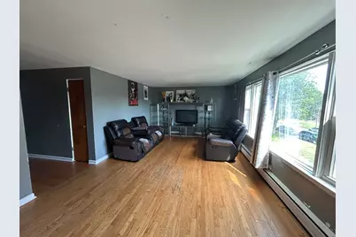 1724 N 19th Avenue, Melrose Park, IL 60160 - Photo 8