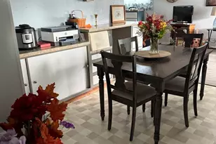 1909 W Laurel St, Freeport, IL 61032 - Photo 14