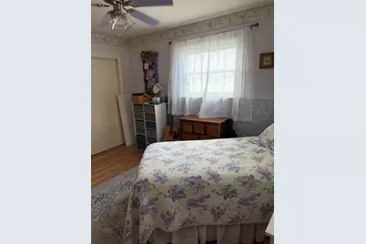 1909 W Laurel Street, Freeport, IL 61032 - Photo 24
