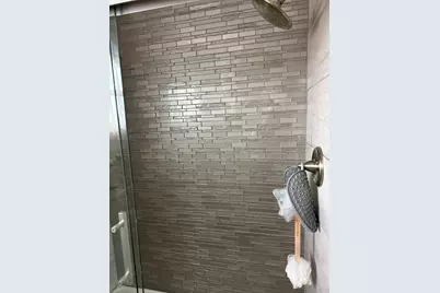 1909 W Laurel Street, Freeport, IL 61032 - Photo 34