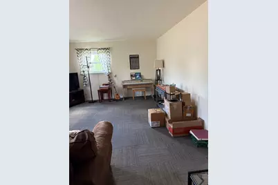 1909 W Laurel Street, Freeport, IL 61032 - Photo 22