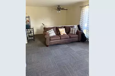 1909 W Laurel Street, Freeport, IL 61032 - Photo 20