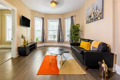 2506 N Monticello Avenue, Chicago, IL 60647 - Photo 2