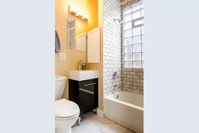 2506 N Monticello Avenue, Chicago, IL 60647 - Photo 6