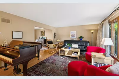 18050 Marlin Lane, Homewood, IL 60430 - Photo 4