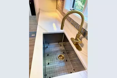 38603 N Pine Grove Avenue, Wadsworth, IL 60083 - Photo 10