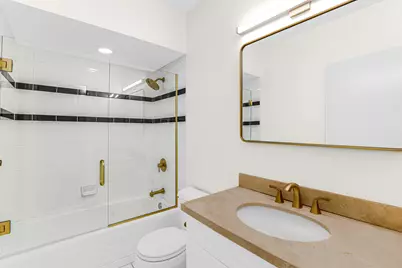 1825 W Iowa Street #2, Chicago, IL 60622 - Photo 12