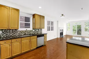 1825 W Iowa St, Chicago, IL 60622 - Photo 8