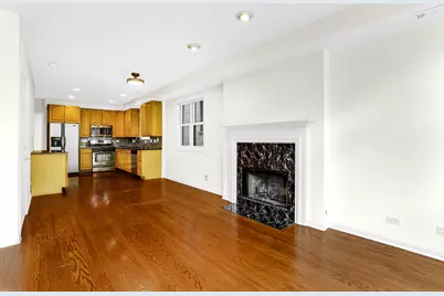 1825 W Iowa Street #2, Chicago, IL 60622 - Photo 4