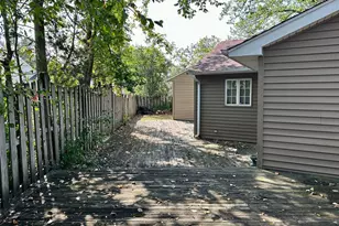 240 Mantua St, Park Forest, IL 60466 - Photo 24