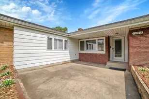 1303 Rice St, Melrose Park, IL 60160 - Photo 2