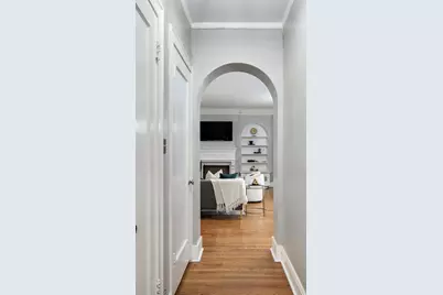 2726 N Pine Grove Avenue #1N, Chicago, IL 60614 - Photo 16