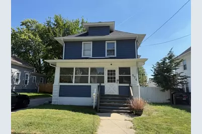 574 S Lasalle Street, Aurora, IL 60505 - Photo 2