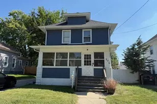 574 S Lasalle St, Aurora, IL 60505 - Photo 2