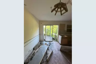 21746 Carol Avenue, Sauk Village, IL 60411 - Photo 10