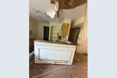 21746 Carol Avenue, Sauk Village, IL 60411 - Photo 6