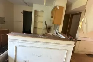 21746 Carol Ave, Sauk Village, IL 60411 - Photo 6