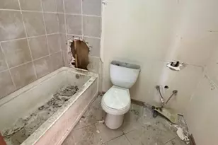 21746 Carol Ave, Sauk Village, IL 60411 - Photo 28