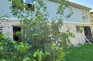 21746 Carol Ave, Sauk Village, IL 60411 - Photo 4