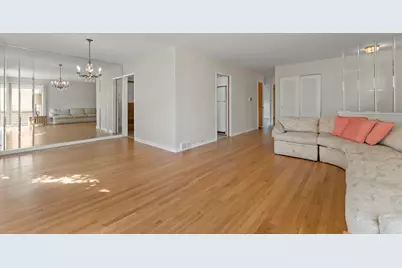 8616 N Oleander Avenue, Niles, IL 60714 - Photo 4