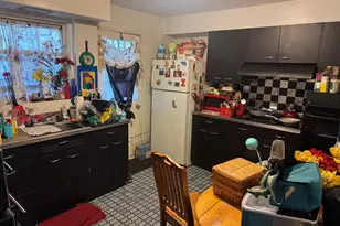 7845 S Yates Blvd, Chicago, IL 60649 - Photo 4