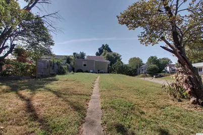 3329 Chestnut Street, Quincy, IL 62301 - Photo 2