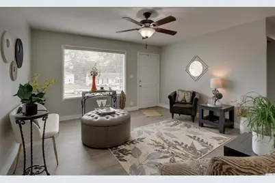 3329 Chestnut Street, Quincy, IL 62301 - Photo 8