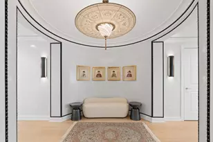 11 E Walton St, Chicago, IL 60611 - Photo 2