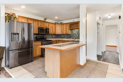 214 Far Hills Drive, Bolingbrook, IL 60440 - Photo 10