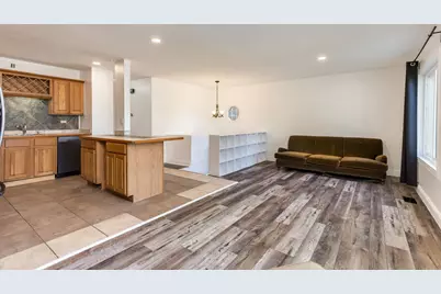 214 Far Hills Drive, Bolingbrook, IL 60440 - Photo 6