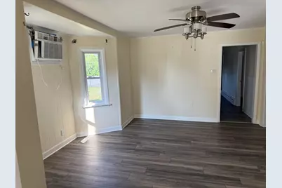 [Address not provided], Calumet City, IL 60409 - Photo 4