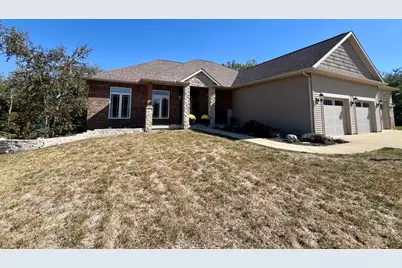 2112 Slade Lane, Mahomet, IL 61853 - Photo 4