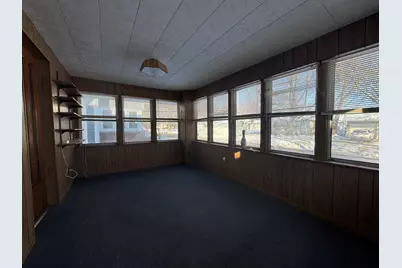 219 S Jackson Street, Clifton, IL 61727 - Photo 16