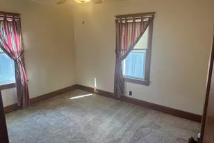 219 S Jackson St, Clifton, IL 61727 - Photo 30