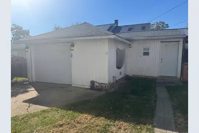 219 S Jackson Street, Clifton, IL 61727 - Photo 8