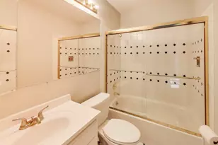 23W160 Woodcroft Dr, Glen Ellyn, IL 60137 - Photo 18