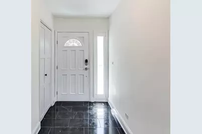 23W160 Woodcroft Drive, Glen Ellyn, IL 60137 - Photo 4