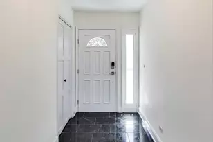 23W160 Woodcroft Dr, Glen Ellyn, IL 60137 - Photo 4