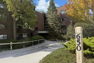 650 Whitney Ct, Gurnee, IL 60031 - Photo 22