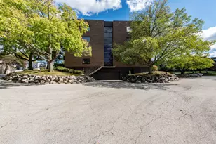 650 Whitney Ct, Gurnee, IL 60031 - Photo 24