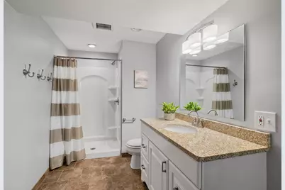 10201 Fox Bluff Lane, Spring Grove, IL 60081 - Photo 20