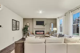 1808 Legacy Pointe Blvd, Plainfield, IL 60586 - Photo 8