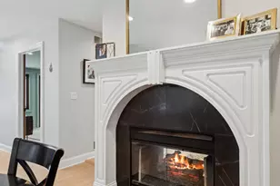 [Address not provided], Glen Ellyn, IL 60137 - Photo 10