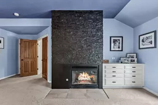 [Address not provided], Glen Ellyn, IL 60137 - Photo 26