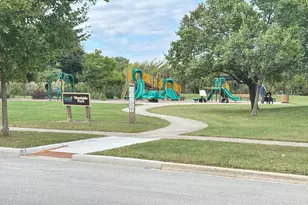 3032 Woodside Dr, Joliet, IL 60431 - Photo 2