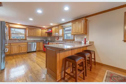 604 W 43rd Street, Chicago, IL 60609 - Photo 8