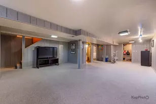 604 W 43rd St, Chicago, IL 60609 - Photo 24