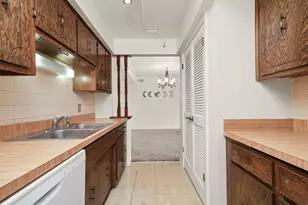 9146 W 140th Street W, Orland Park, IL 60462 - Photo 18